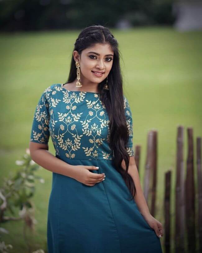 Ammu Abhirami height