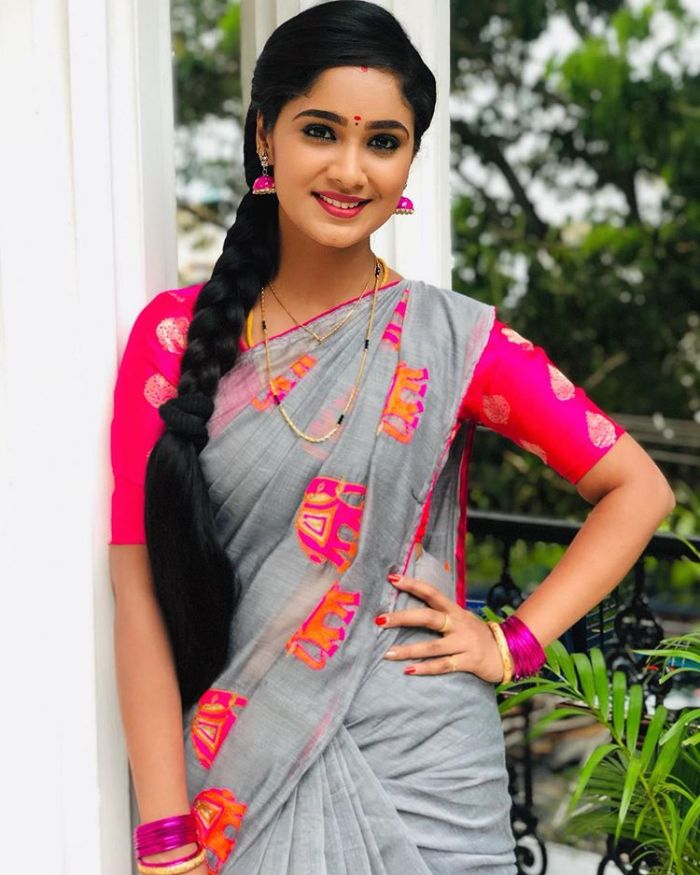 Tejaswini Gowda Super Queen