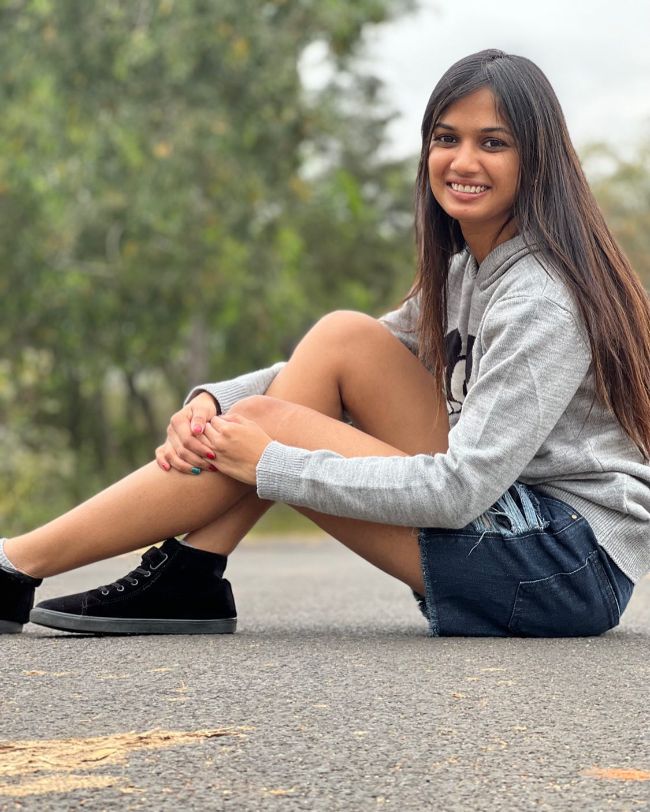 Ariyana Glory Family