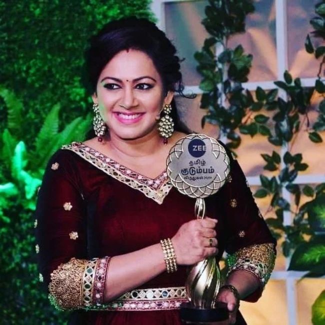 Archana Chandhoke Bio