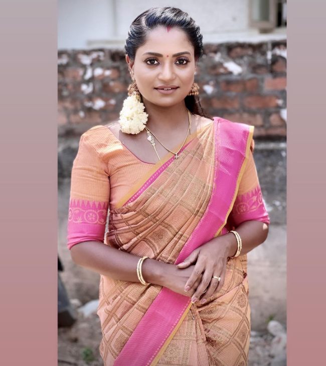 Karuna Vilasini Family