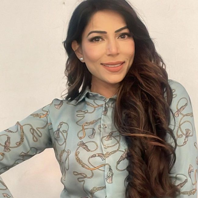 Maahi Khan Biography