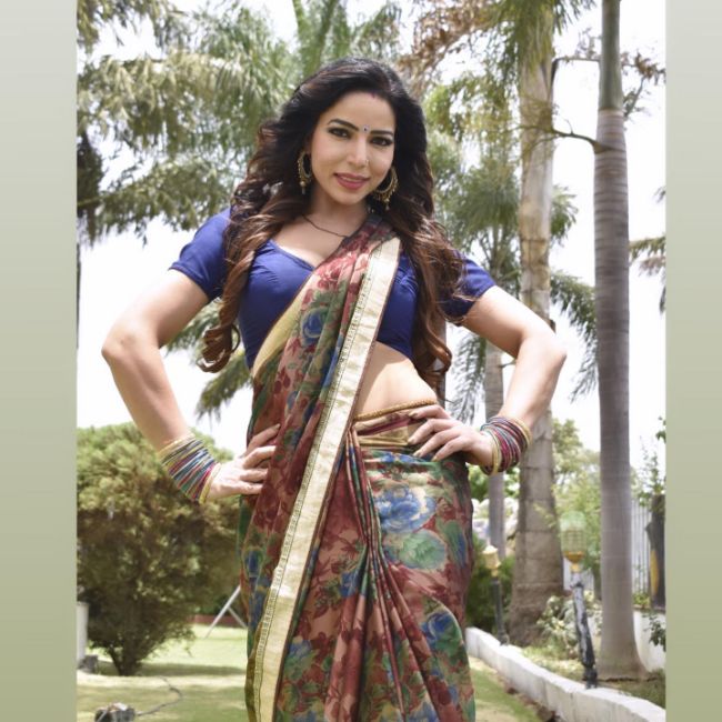 Maahi Khan Web Series