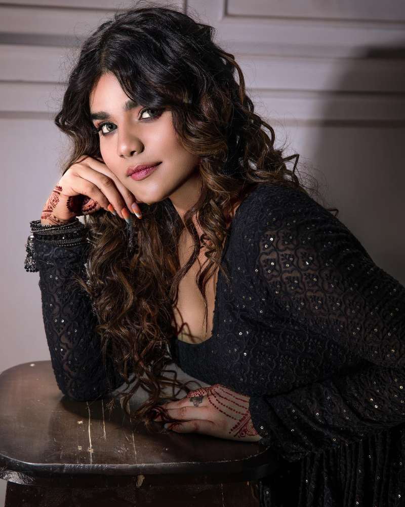 Zeliya Christopher Biography