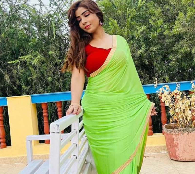 61-62 Pyasi Pushpa Web Series