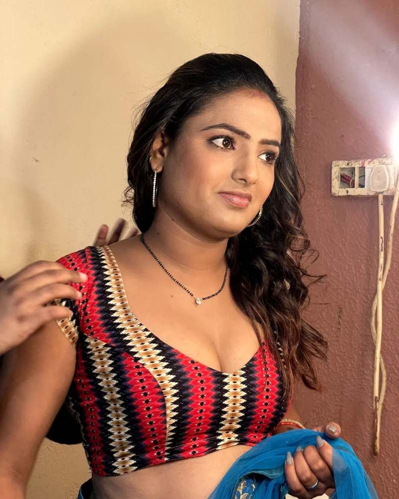 Paglet Shyna Khatri Web Series